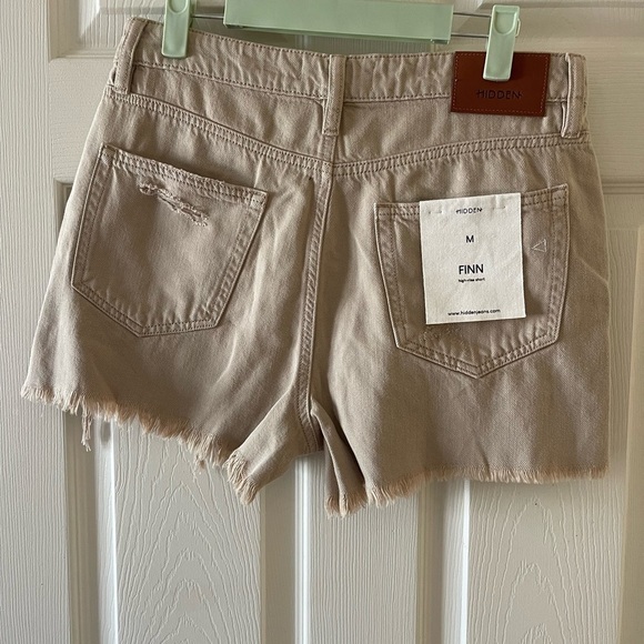 Hidden Jean shorts • NWT • Womens Medium - Picture 2 of 6